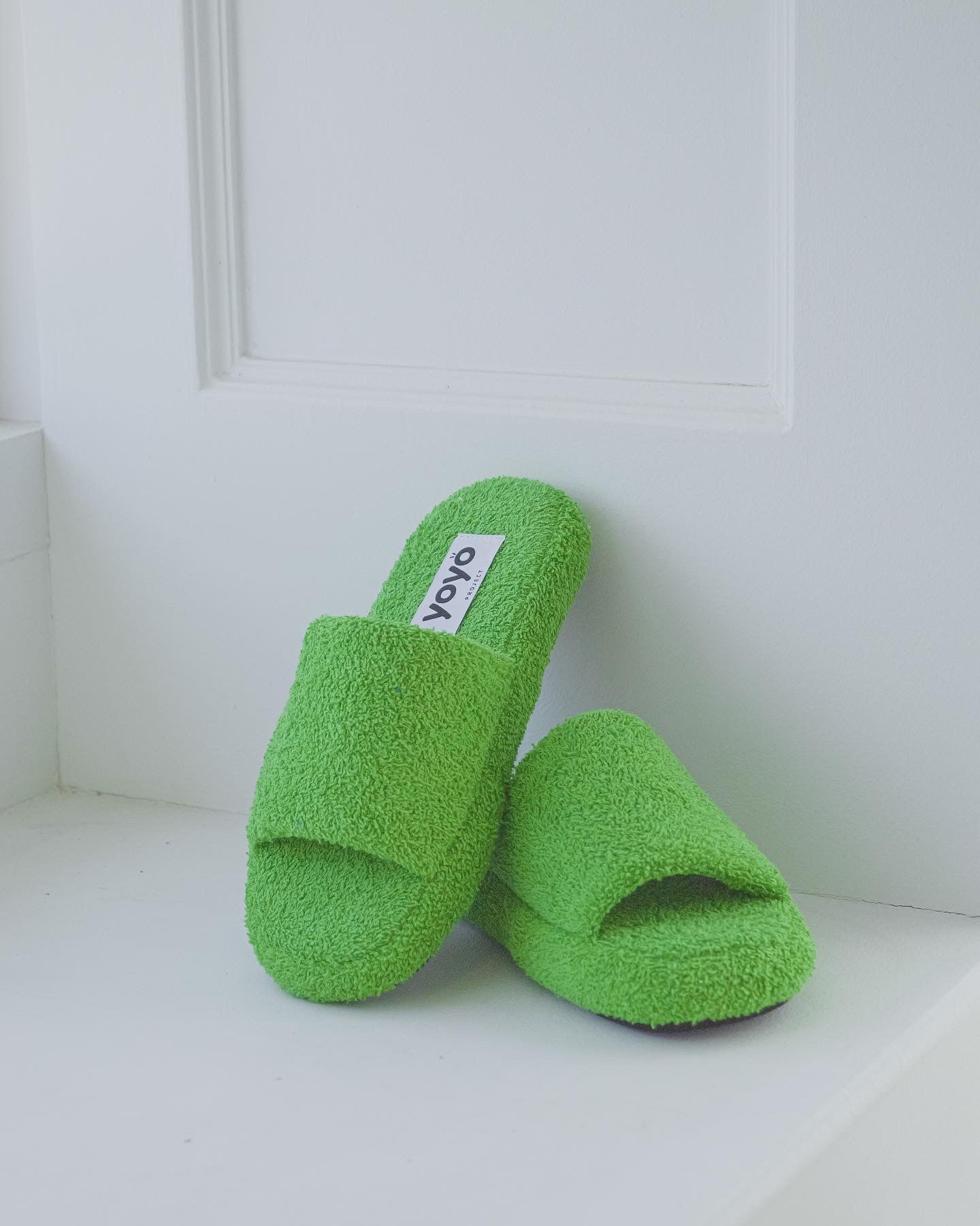 ROOM SHOES GREEN
